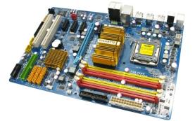 Материнская плата Gigabyte GA-EP45-DS3L Socket 775 Материнская плата Gigabyte GA-EP45-DS3L Socket 775
