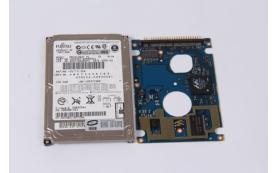 Жесткий диск Fujitsu MHV2100AT 100Gb 4200 IDE 2,5" HDD