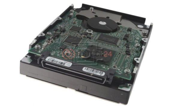 Жесткий диск Maxtor 8D300J0 300Gb  U320SCSI 3.5" HDD